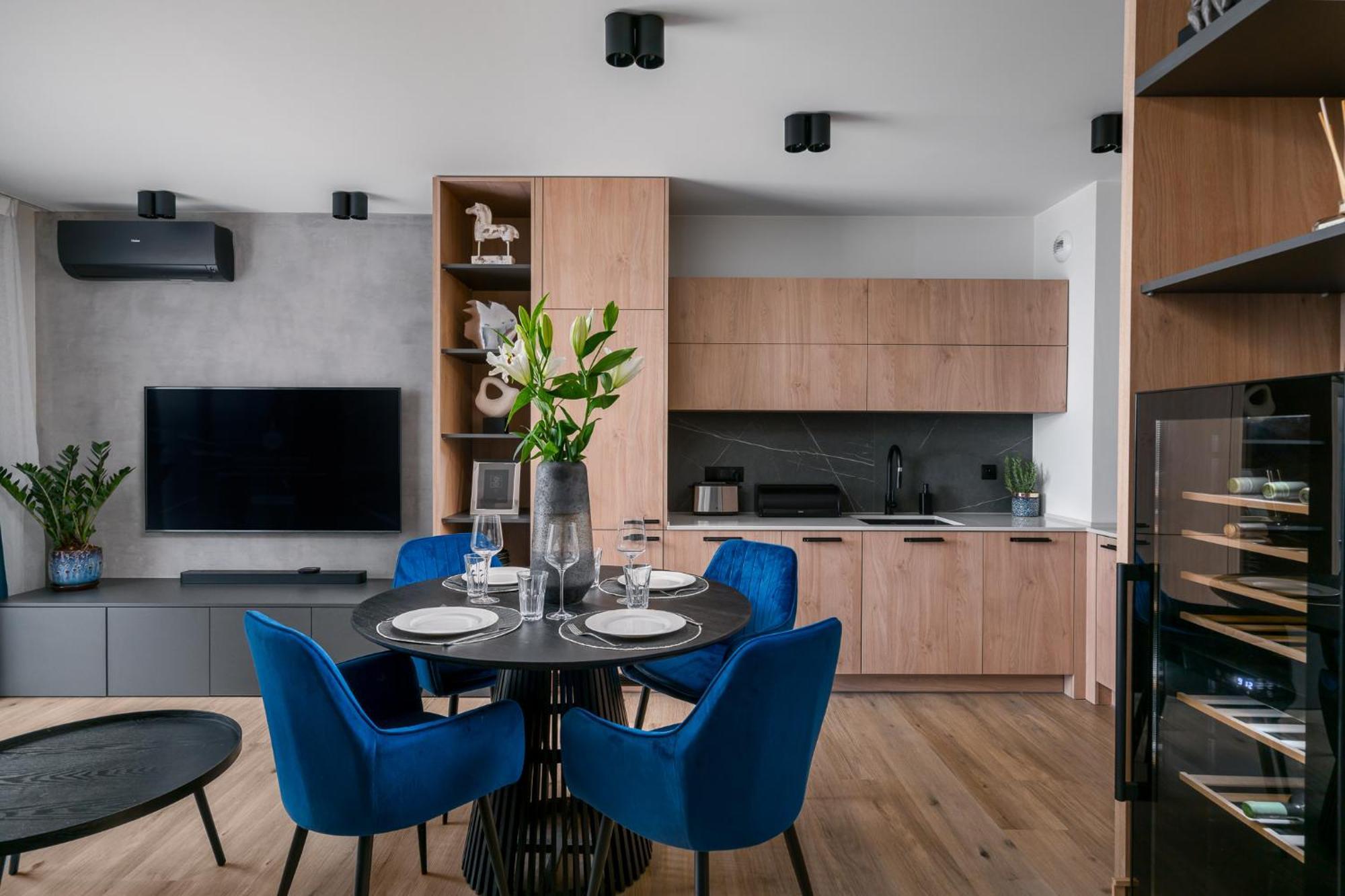 Nice View Apartment, Free Underground Parking, City Square 6 Min Breslavia Exterior foto